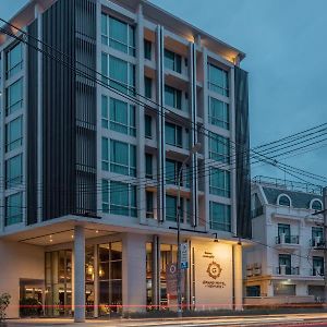 Grand Hotel Vientiane